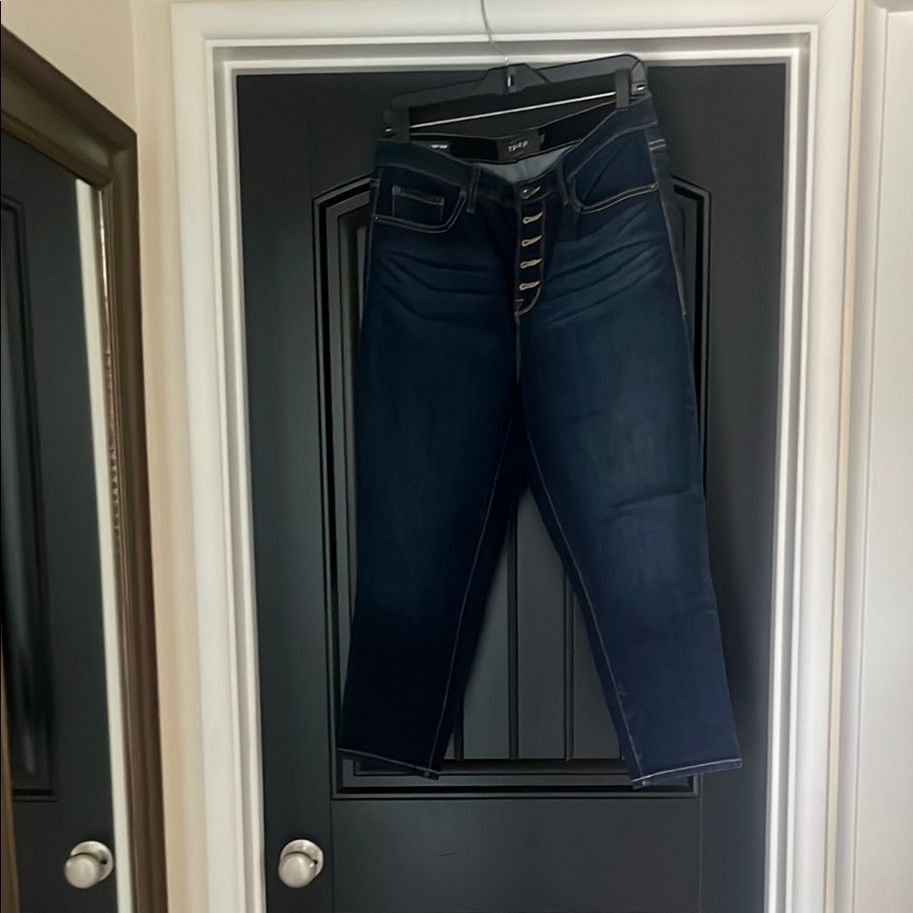 Torrid High Sky High Skinny Crop